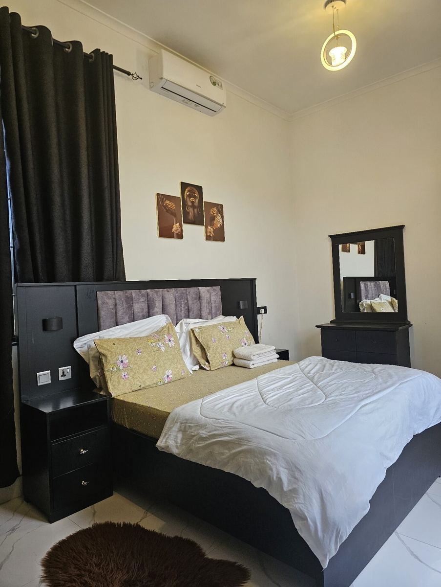 Volunteer bedroom with double bed at VOT Hostel